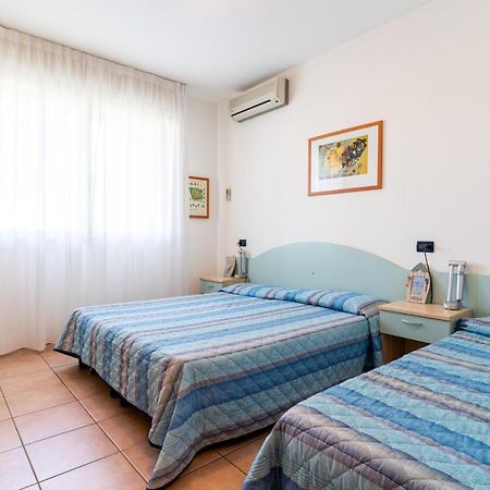 Tigli Lido Altanea Apartment Caorle Exterior foto